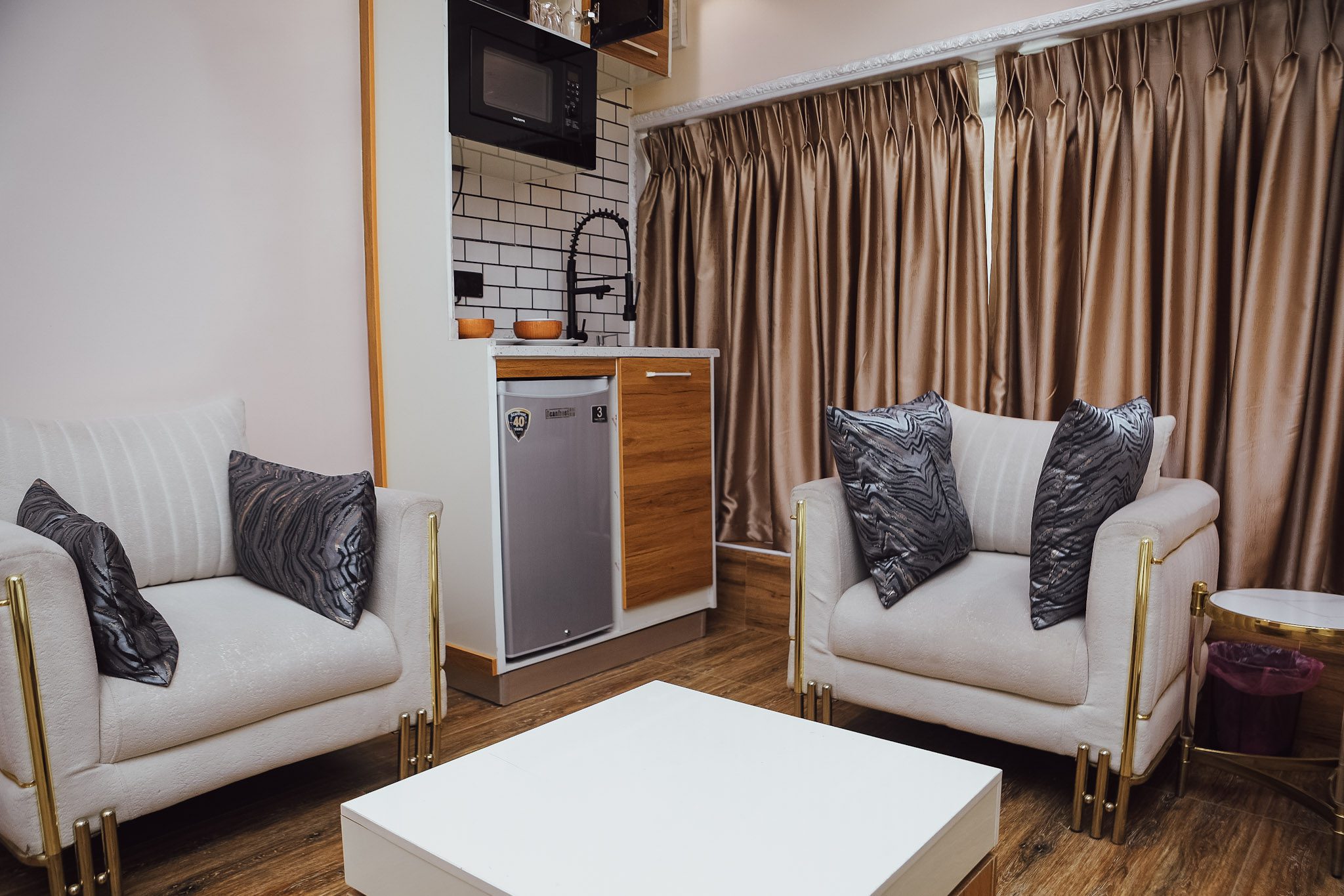 201 Horizon Suites Kitchen