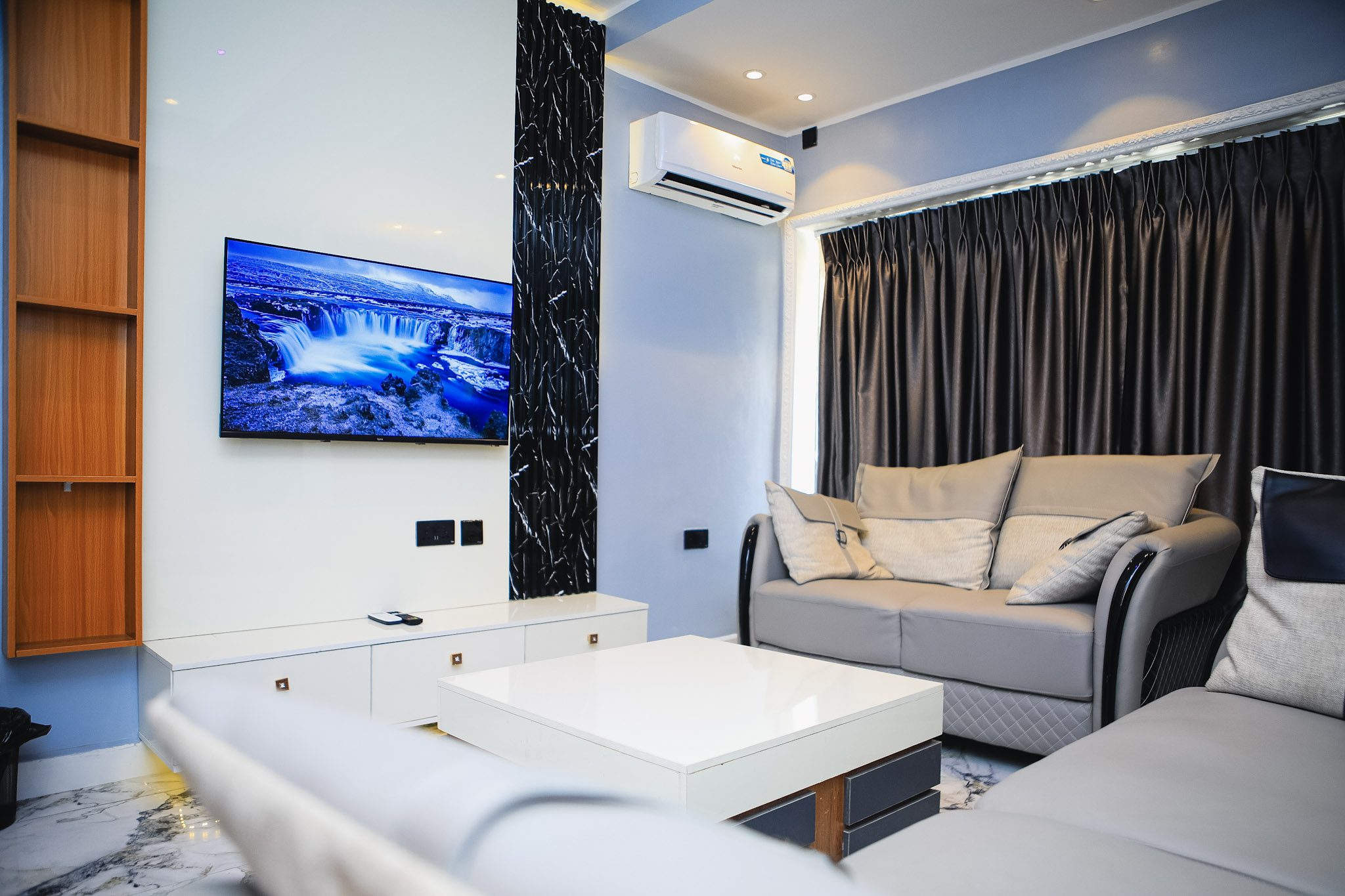 205 Haven Suite Living Room