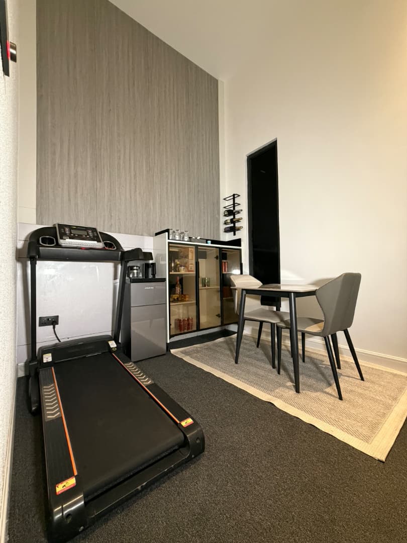 Whitehouse Luxury Suite View