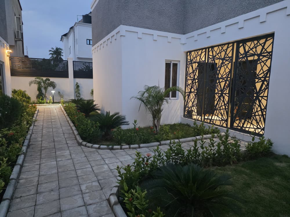 Houses to buy